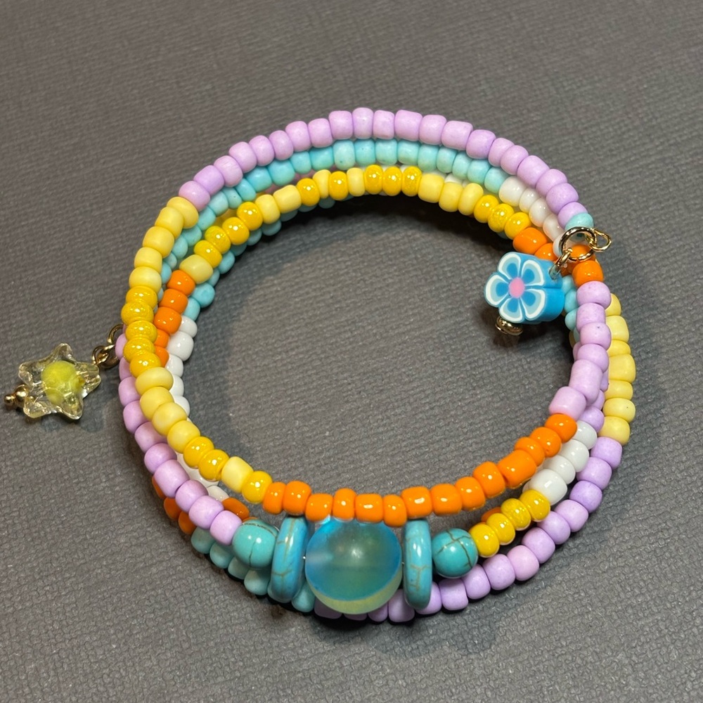 🌼Colorful Memory Wire Bracelet🌼
